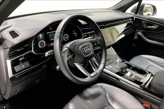 Used 2023 Audi Q7 2.0T Premium Plus w/ Premium Plus Package AWD/4WD image 7