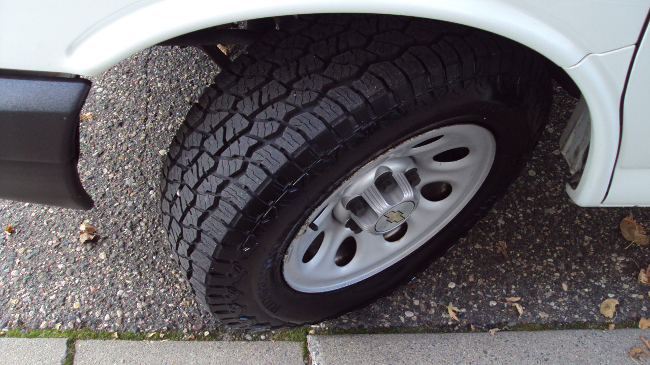 Used 2013 Chevrolet Express 1500 AWD w/ Power Package image 29