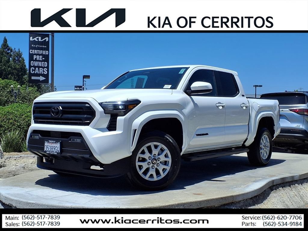 Used 2025 Toyota Tacoma SR5 RWD image 1