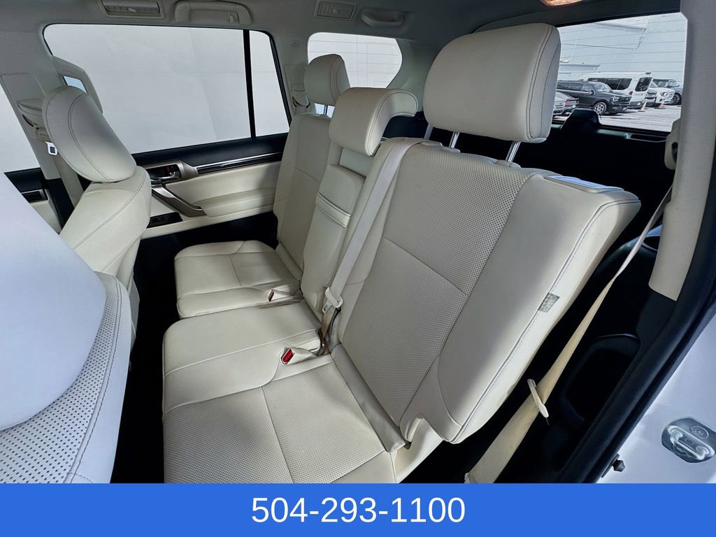Used 2020 Lexus GX 460 Premium w/ Premium Package AWD/4WD image 27