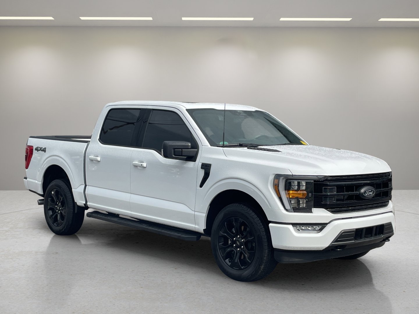 Used 2022 Ford F150 XLT w/ Equipment Group 302A High AWD/4WD image 1