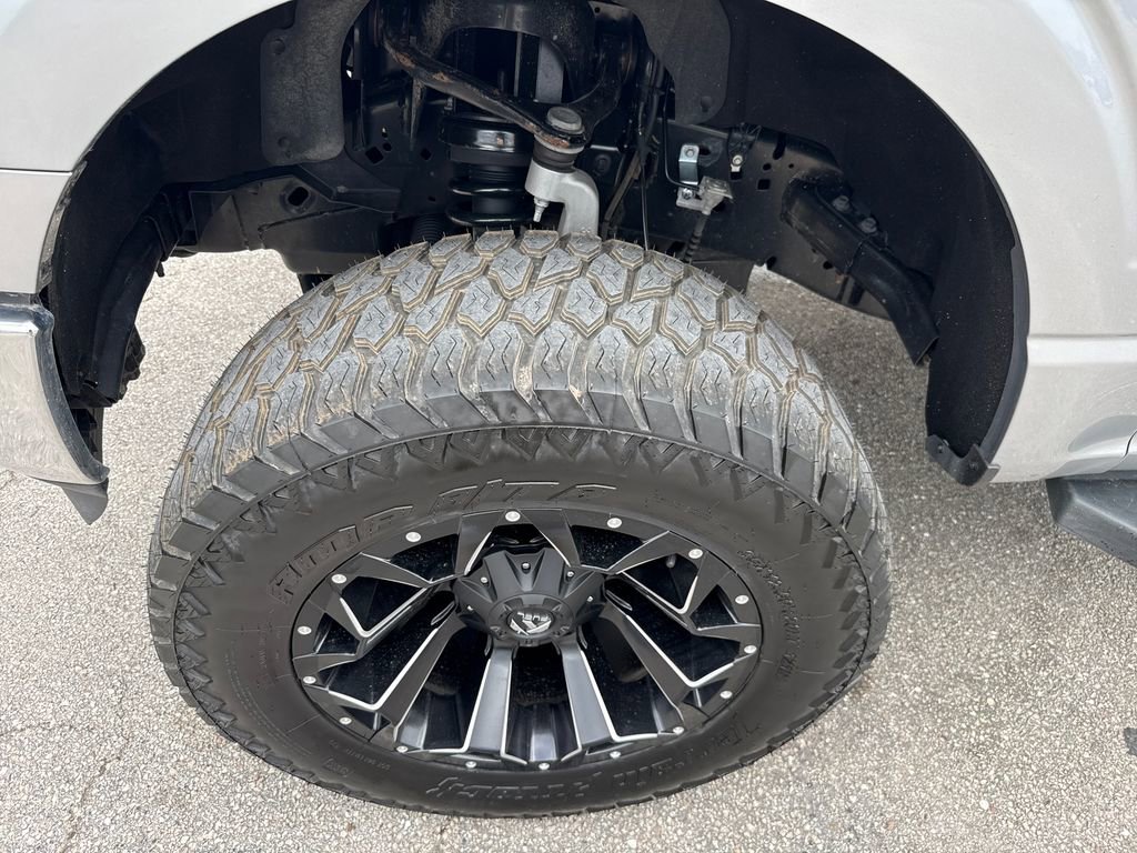 Used 2025 Ford F150 XLT w/ Equipment Group 301A Standard AWD/4WD image 11