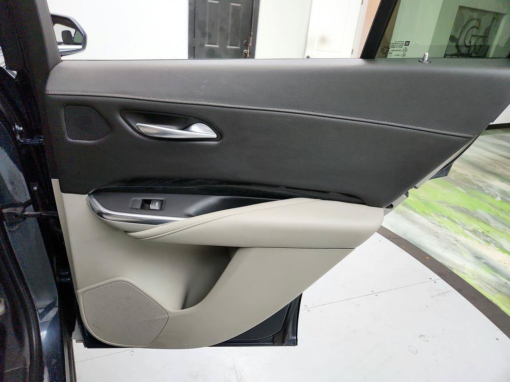 Used 2019 Cadillac XT4 Premium Luxury w/ Cold Weather Package FWD image 30