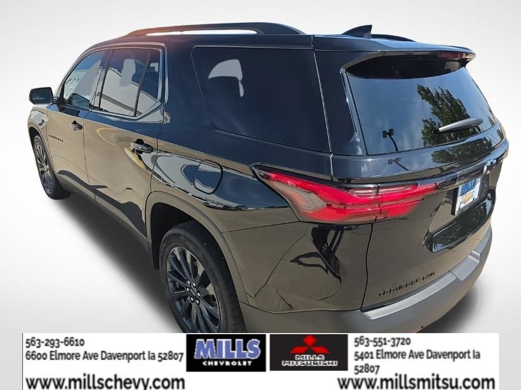 Used 2023 Chevrolet Traverse RS w/ LPO, Floor Liner Package AWD/4WD image 3