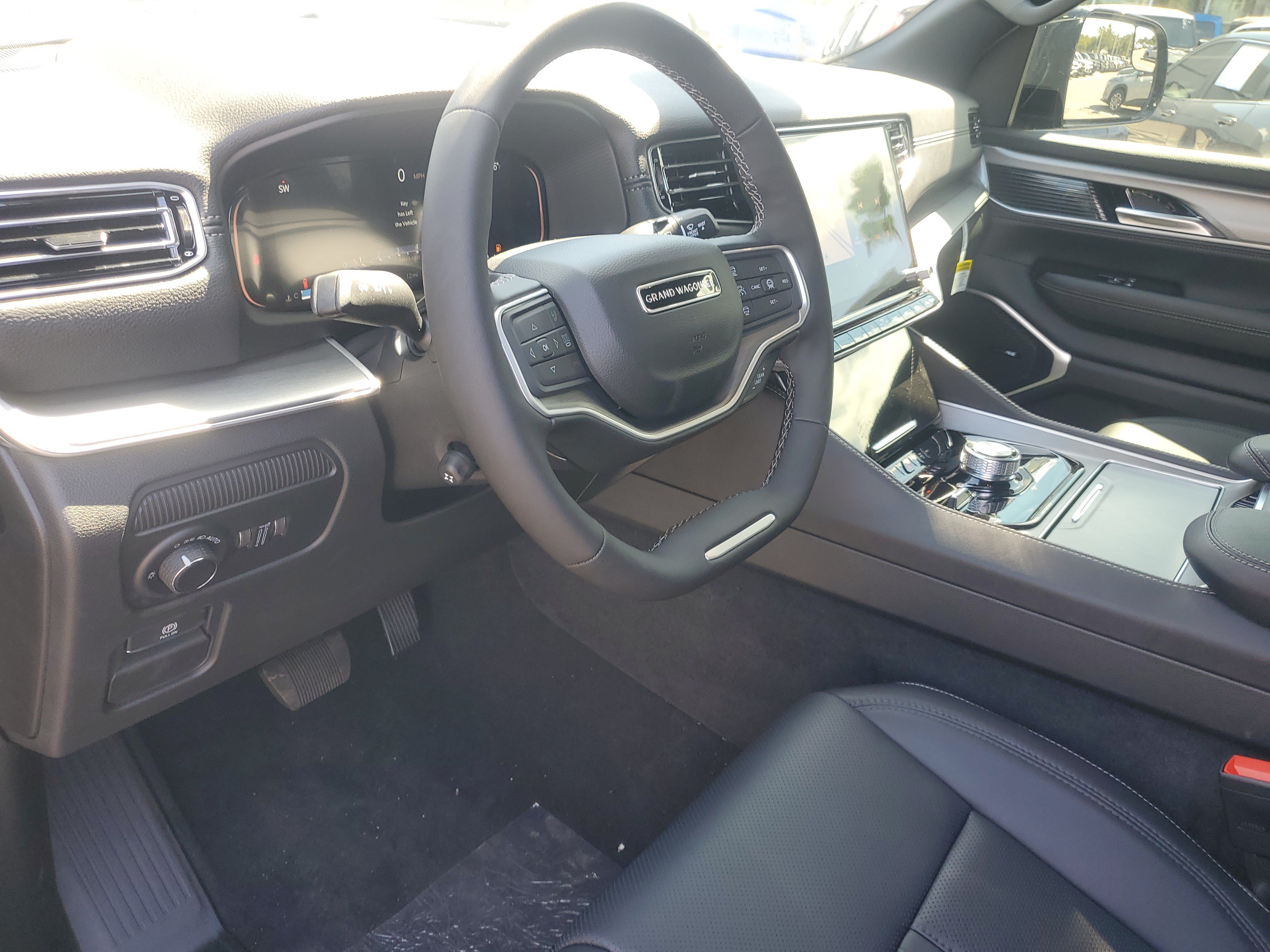 New 2026 Jeep Grand Wagoneer Limited AWD/4WD image 13