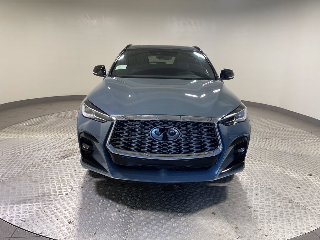 Certified 2025 INFINITI QX55 Luxe w/ Cargo Package image 3