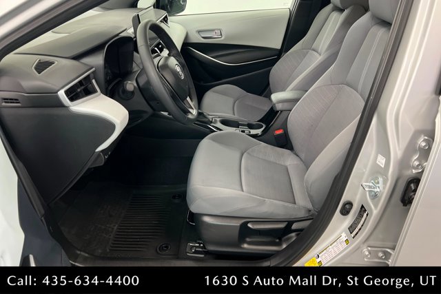 Used 2025 Toyota Corolla SE image 17