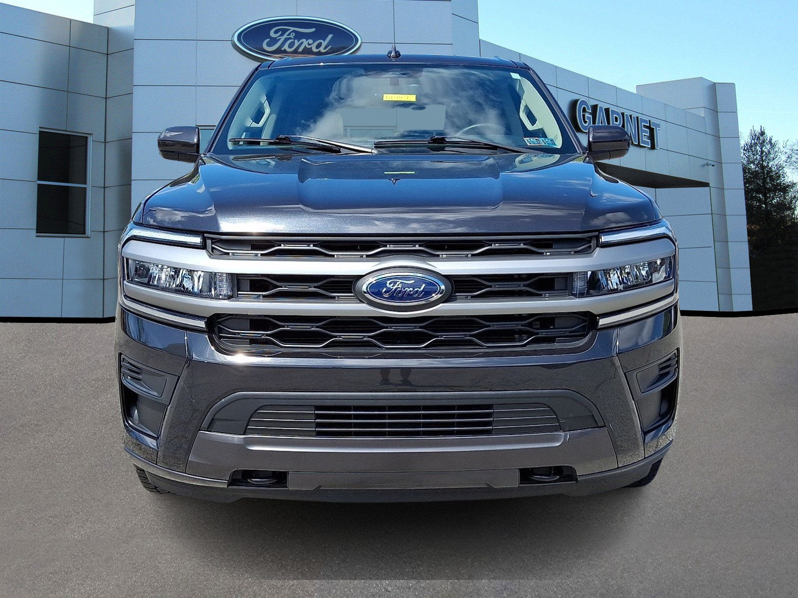 Certified 2023 Ford Expedition XLT AWD/4WD image 3