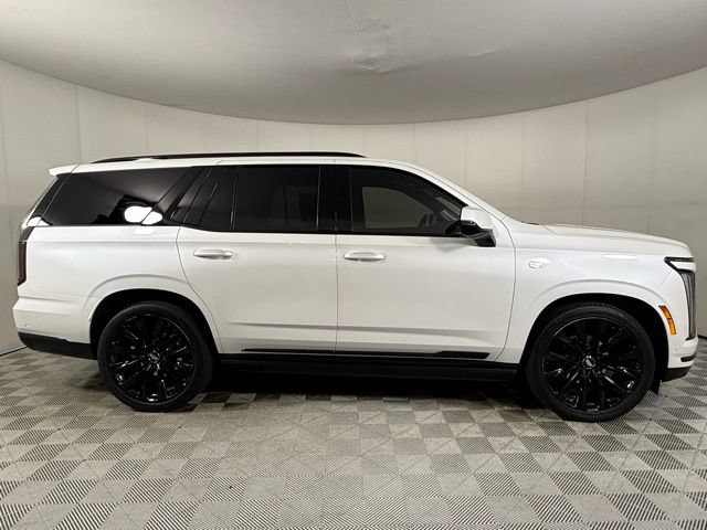Certified 2025 Cadillac Escalade Sport Platinum w/ LPO, ONYX Package AWD/4WD image 9