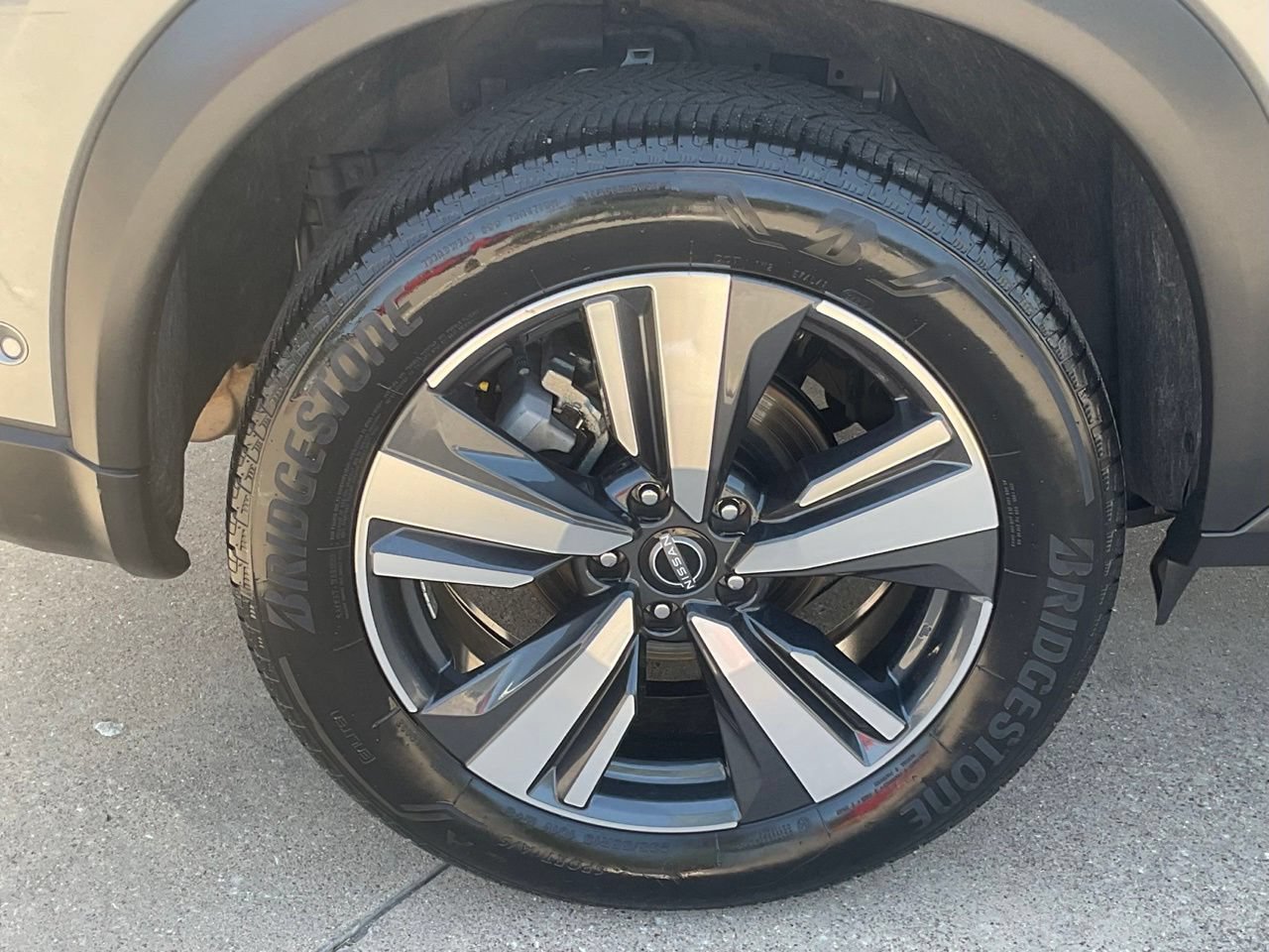 Used 2026 Nissan Rogue SL FWD image 7