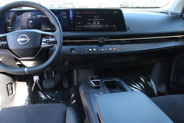Used 2025 Nissan Ariya FWD image 13
