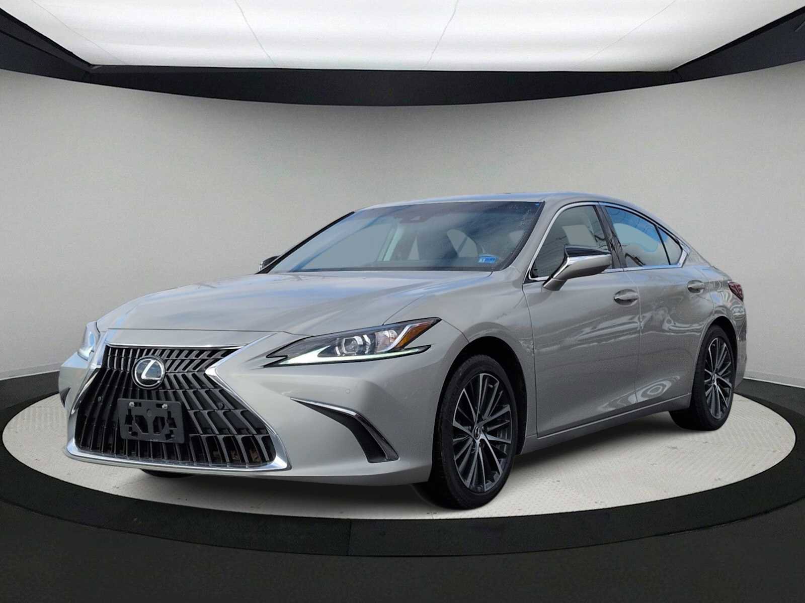 Used 2022 Lexus ES 350 w/ Premium Package image 4