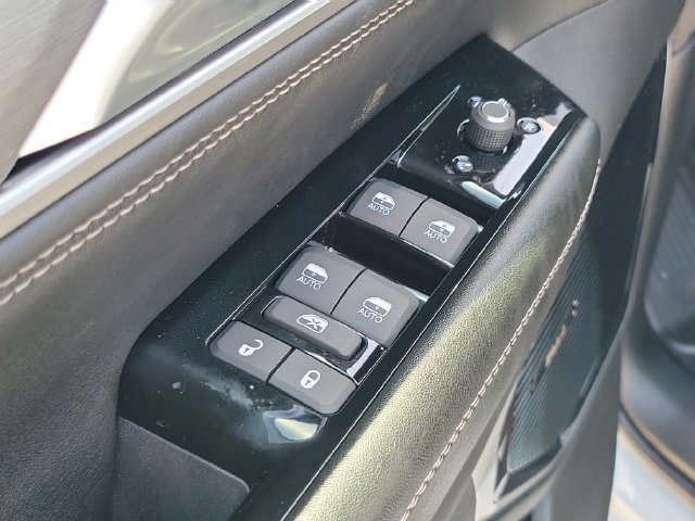 New 2026 Jeep Grand Wagoneer Limited AWD/4WD image 16