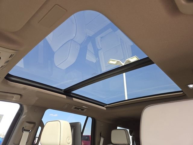 New 2026 GMC Yukon Denali w/ Denali Reserve Package image 3