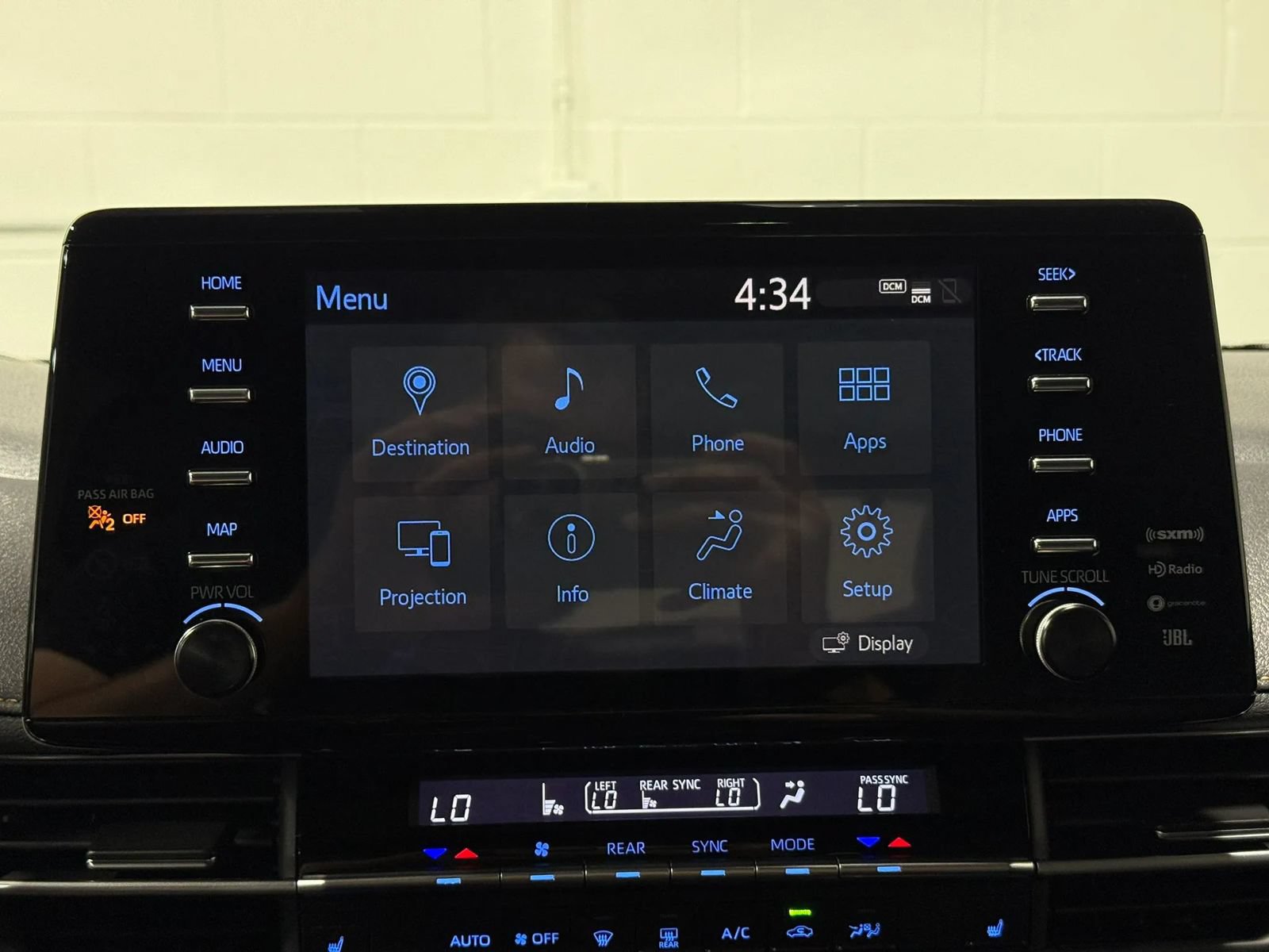 Used 2022 Toyota Sienna XLE Woodland Edition w/ Protection Package (TMS) AWD/4WD image 35
