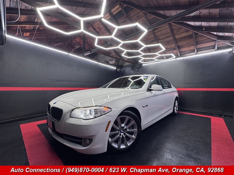 Used 2012 BMW 528i Sedan RWD image 2