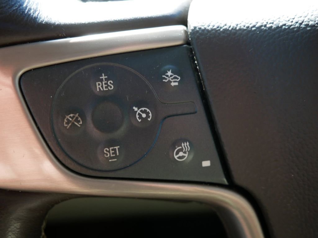 Used 2017 GMC Yukon Denali w/ Open Road Package image 24