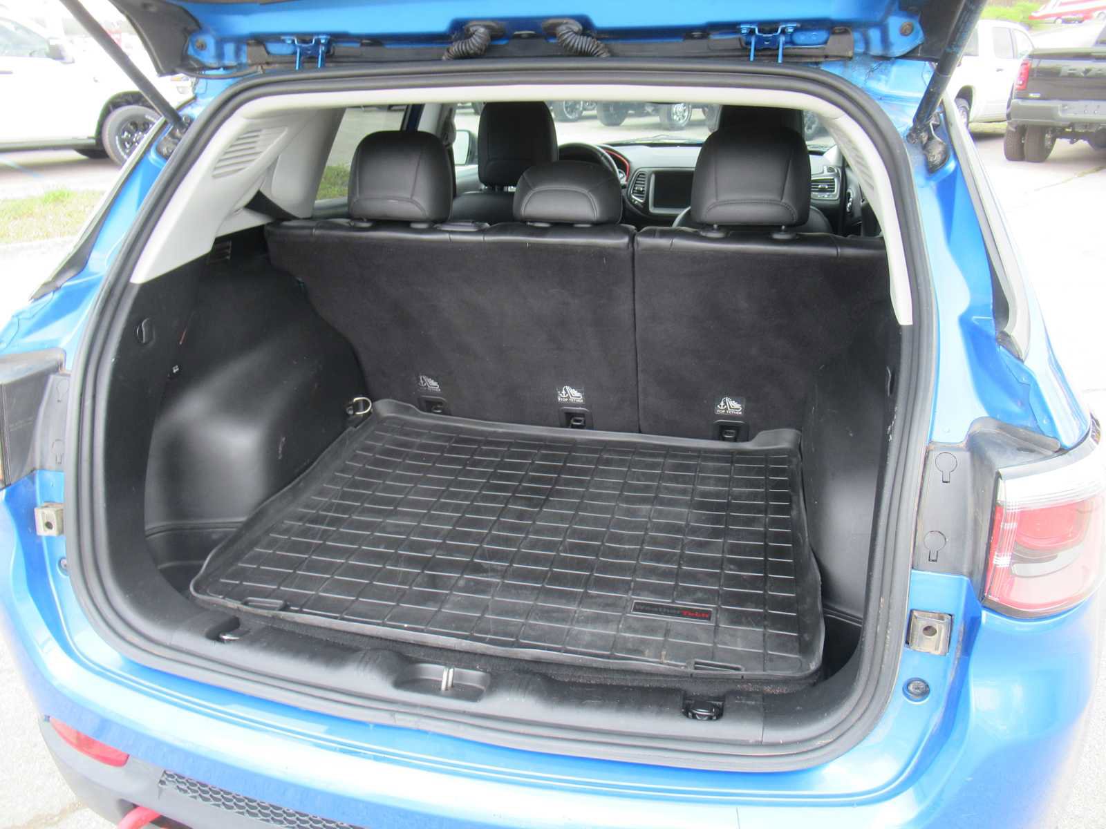 Used 2017 Jeep Compass Trailhawk w/ Popular Equipment Group image 6