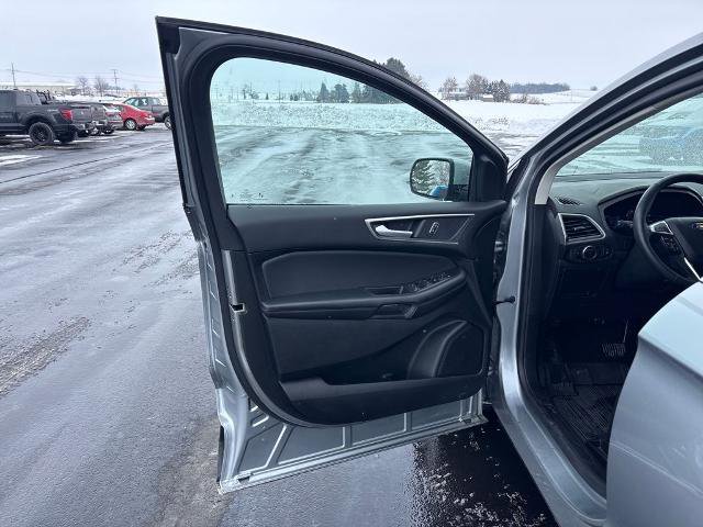 Certified 2024 Ford Edge SEL w/ Convenience Package AWD/4WD image 10