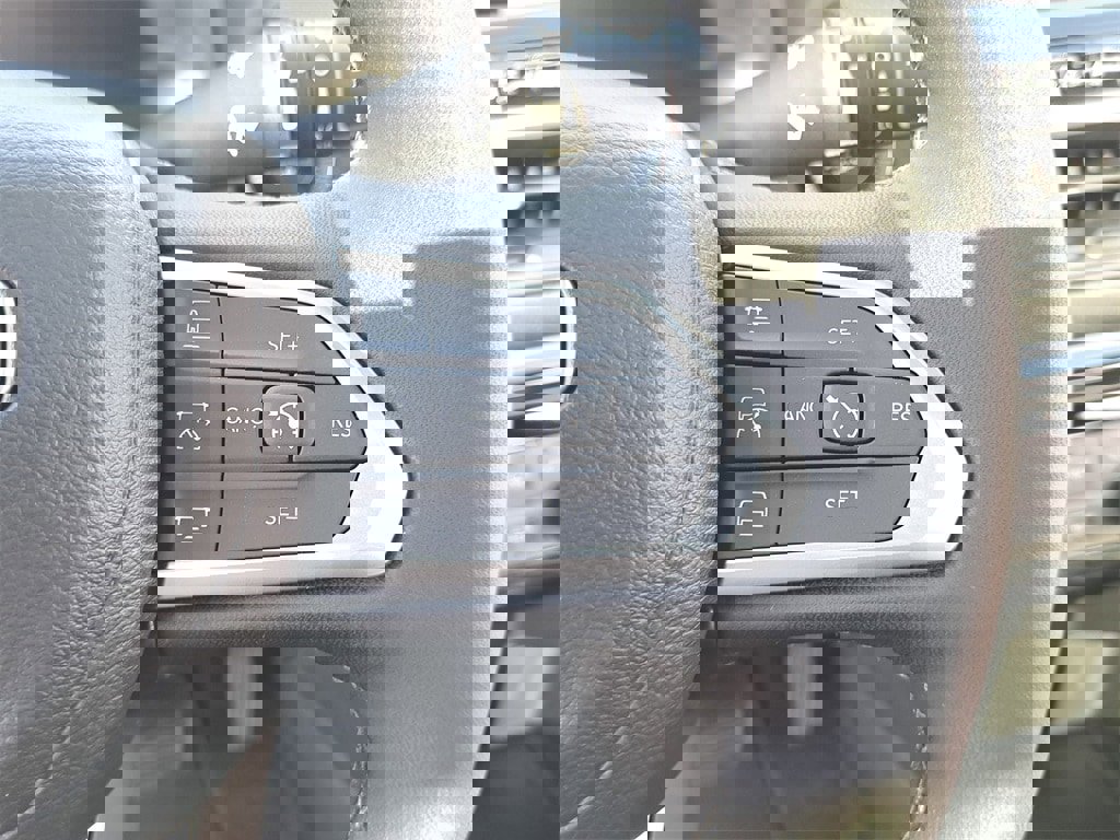 New 2026 Jeep Compass Limited w/ Sun, Sound & Navigation Group image 18