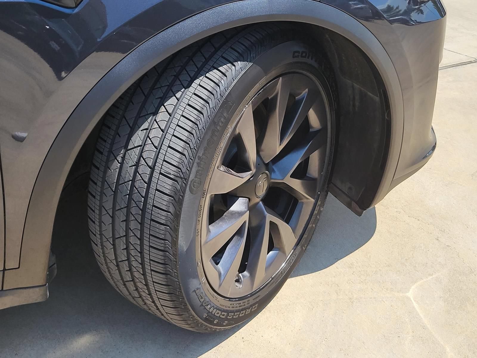 Used 2024 Tesla Model X AWD/4WD image 10