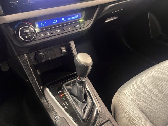 Used 2015 Toyota Corolla L image 27
