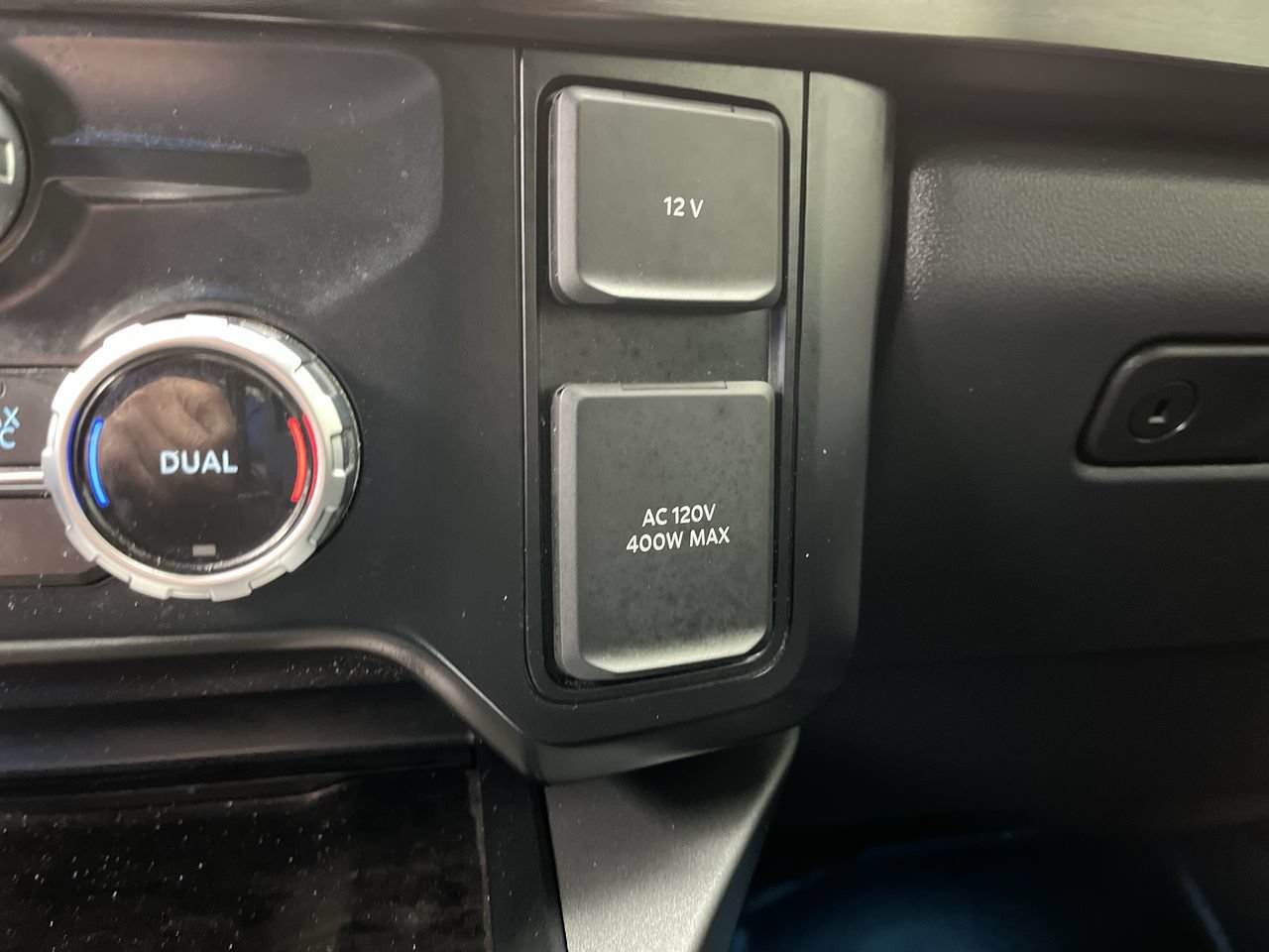 Certified 2023 Ford F250 Lariat AWD/4WD image 28