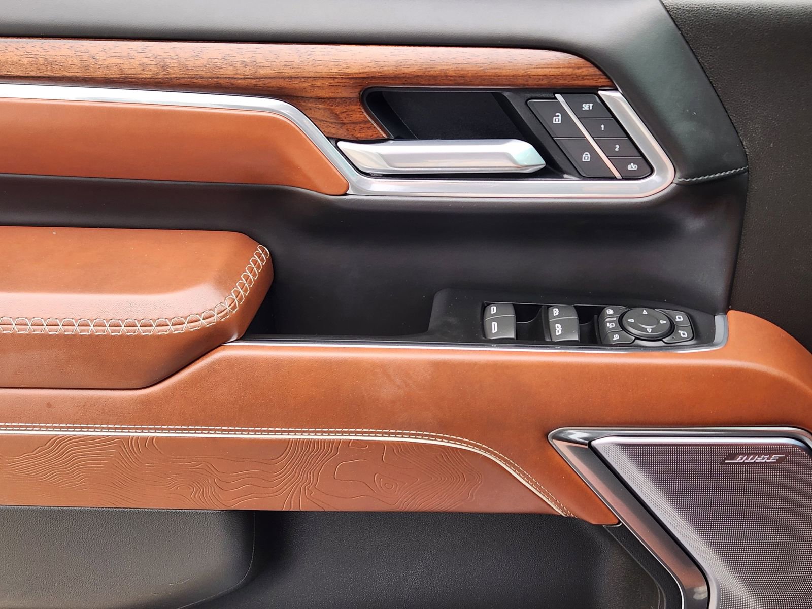 Used 2025 GMC Sierra 2500 Denali Ultimate image 21