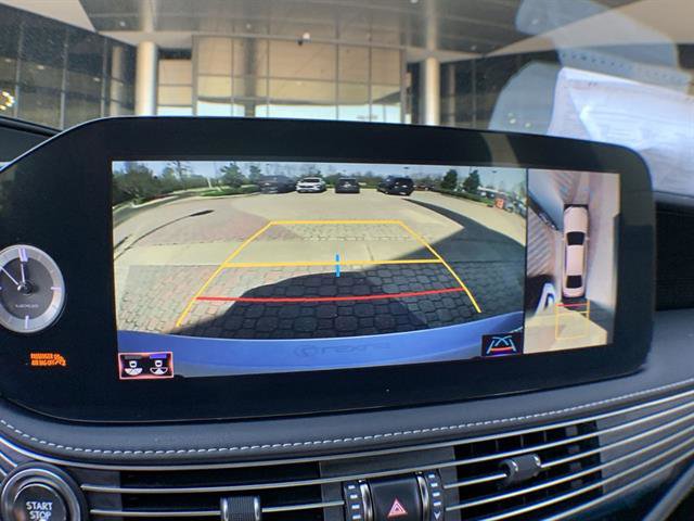 Certified 2022 Lexus LS 500 AWD w/ Interior Upgrade Package image 17