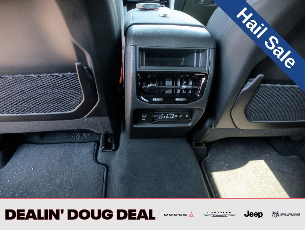 New 2024 Jeep Grand Cherokee Overland AWD/4WD image 26