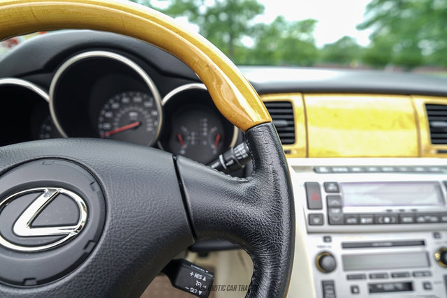Used 2005 Lexus SC 430 Convertible RWD image 33