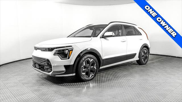 Used 2023 Kia Niro Wind w/ Wind Preserve Package FWD image 2