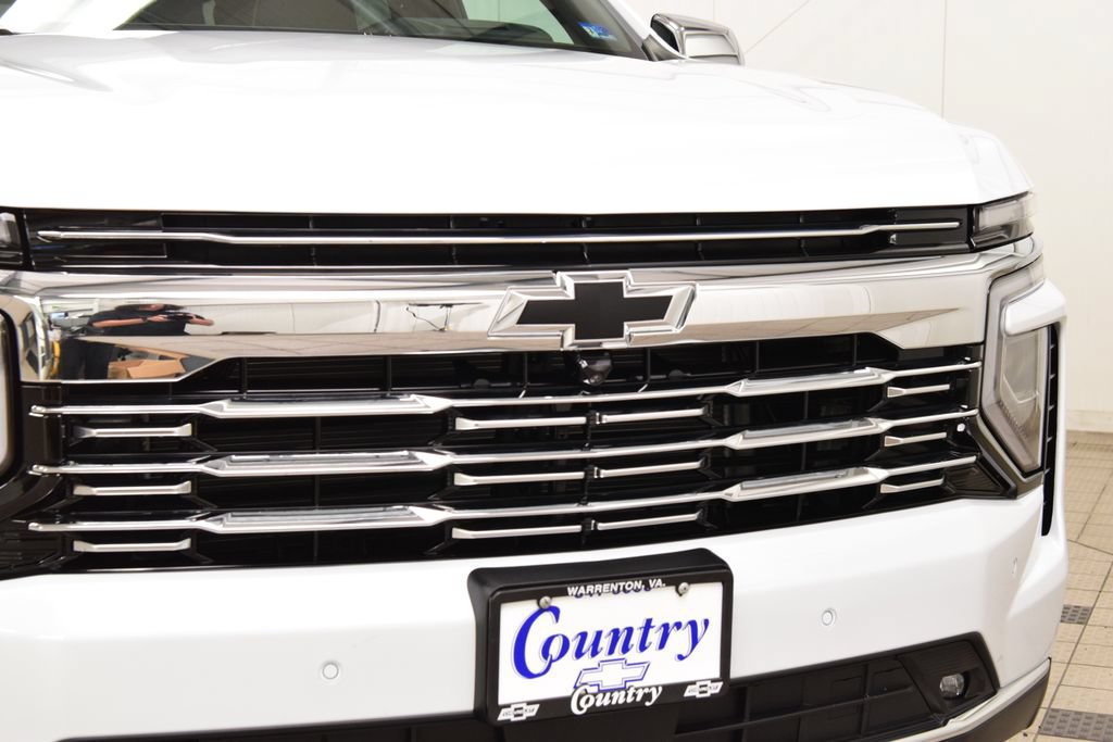 New 2026 Chevrolet Suburban Premier AWD/4WD image 11