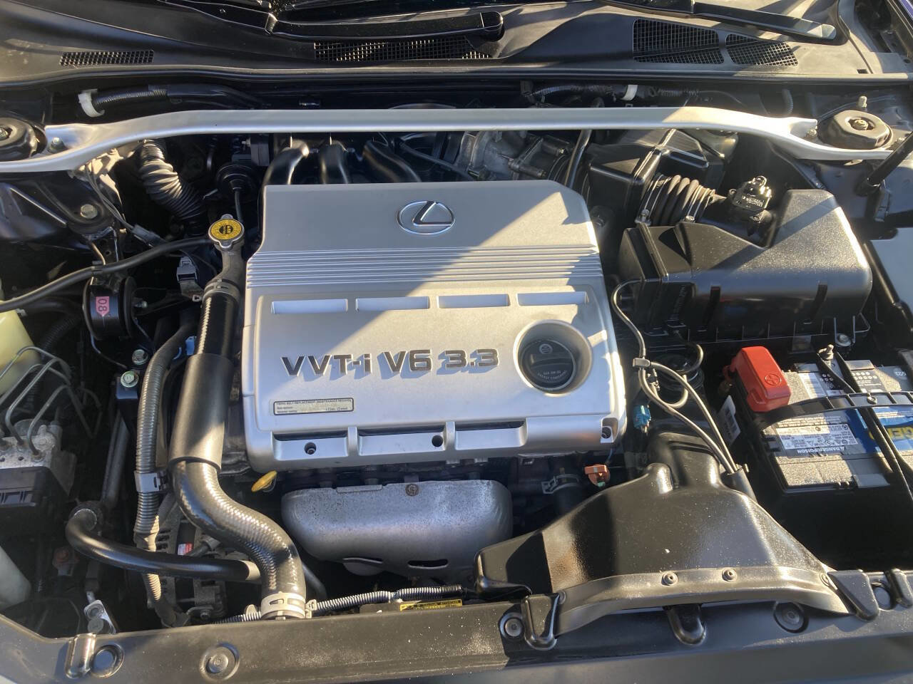 Used 2004 Lexus ES 330 image 16