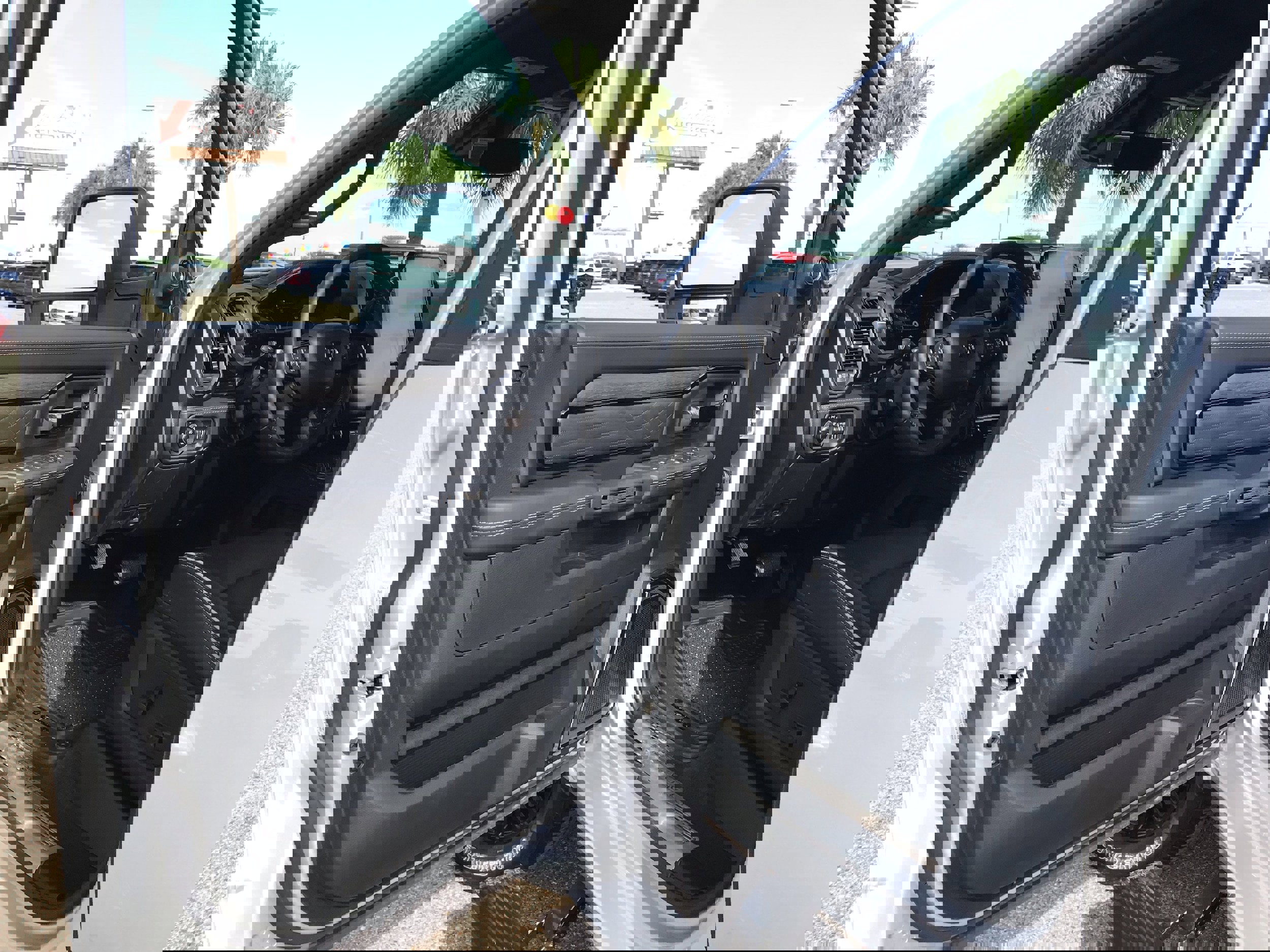 New 2026 RAM 3500 Limited image 13