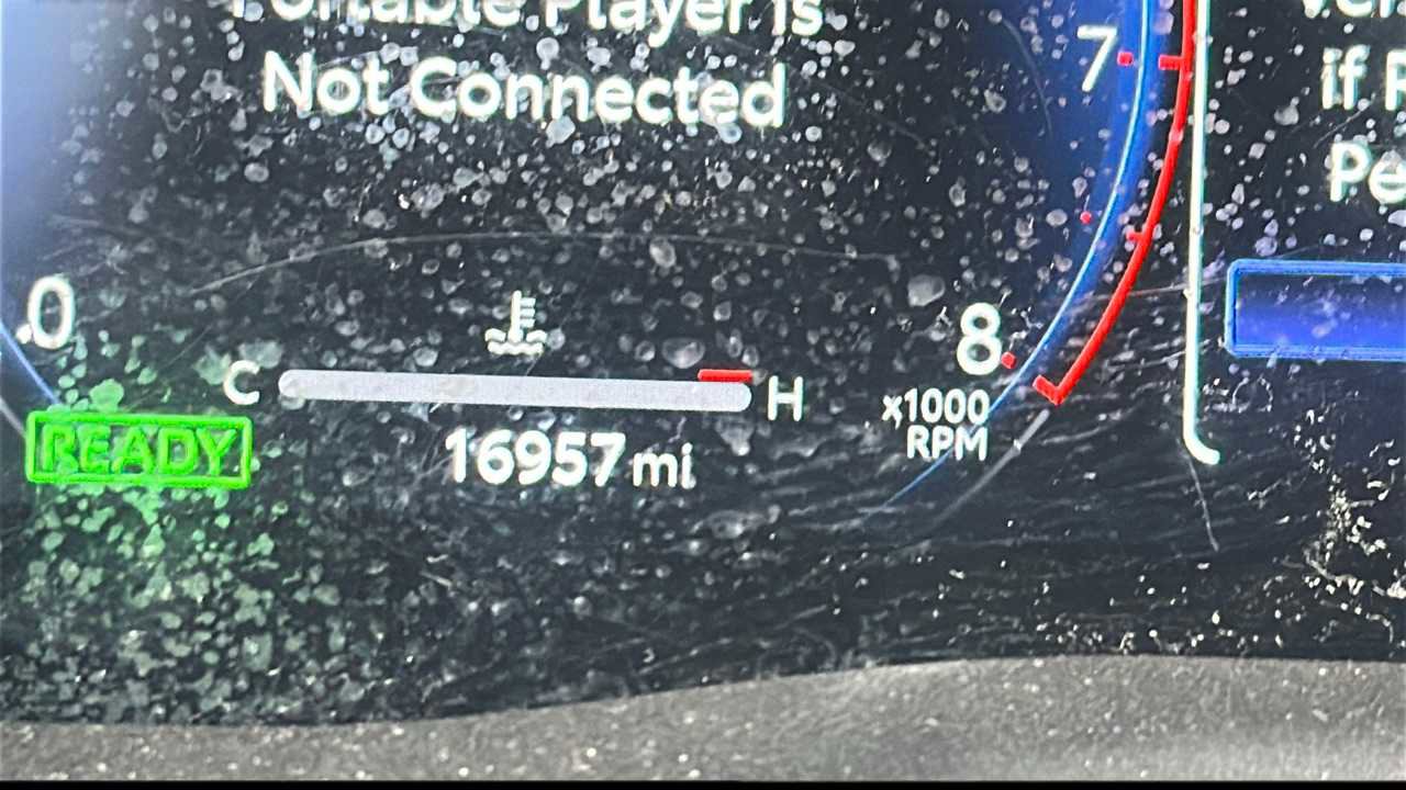 Used 2025 Toyota Camry XSE image 4