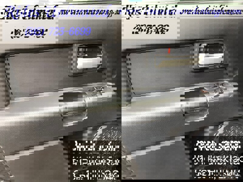 Used 2010 Toyota FJ Cruiser 4WD image 12