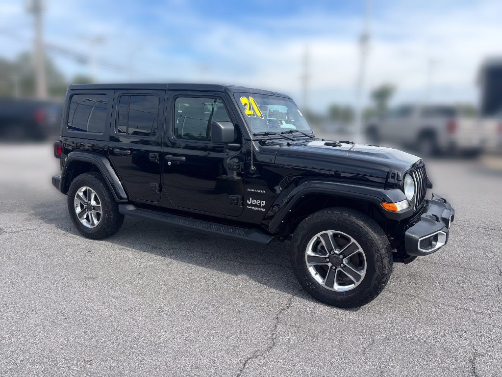 Used 2021 Jeep Wrangler Unlimited Sahara w/ Cold Weather Group AWD/4WD image 10