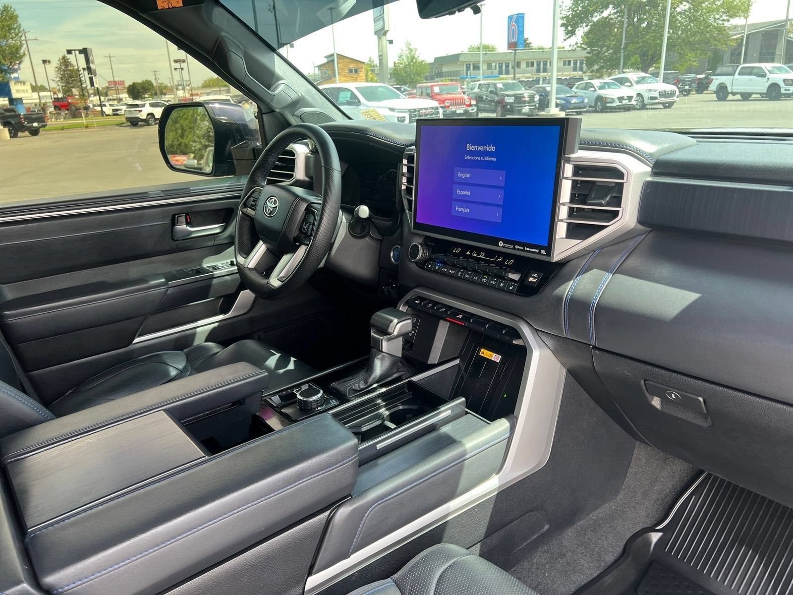 Used 2024 Toyota Sequoia Platinum AWD/4WD image 38