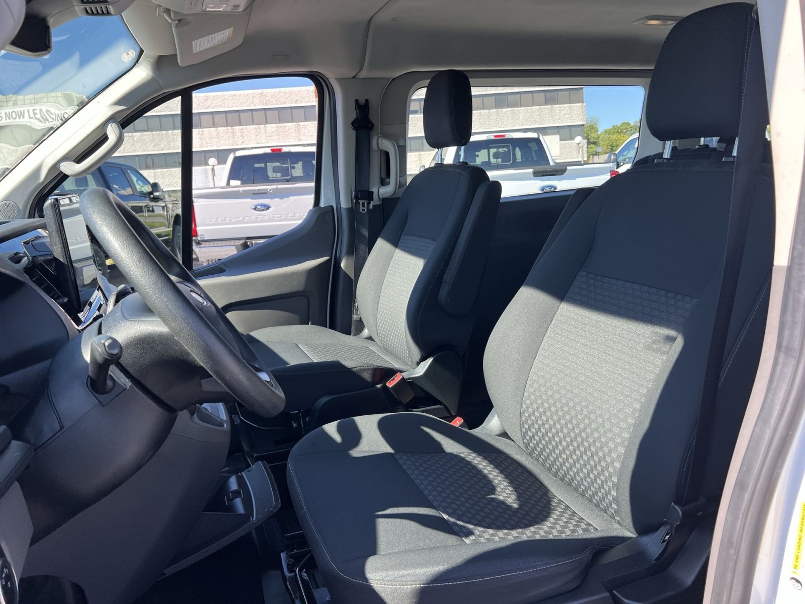 Used 2023 Ford Transit 350 XLT RWD image 13