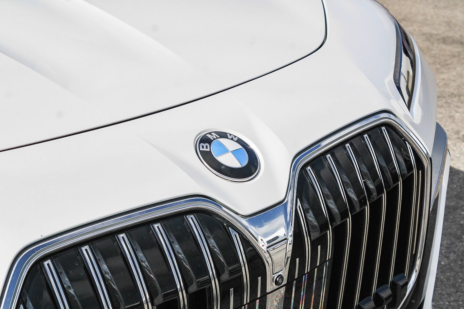 Used 2025 BMW 740i RWD image 11
