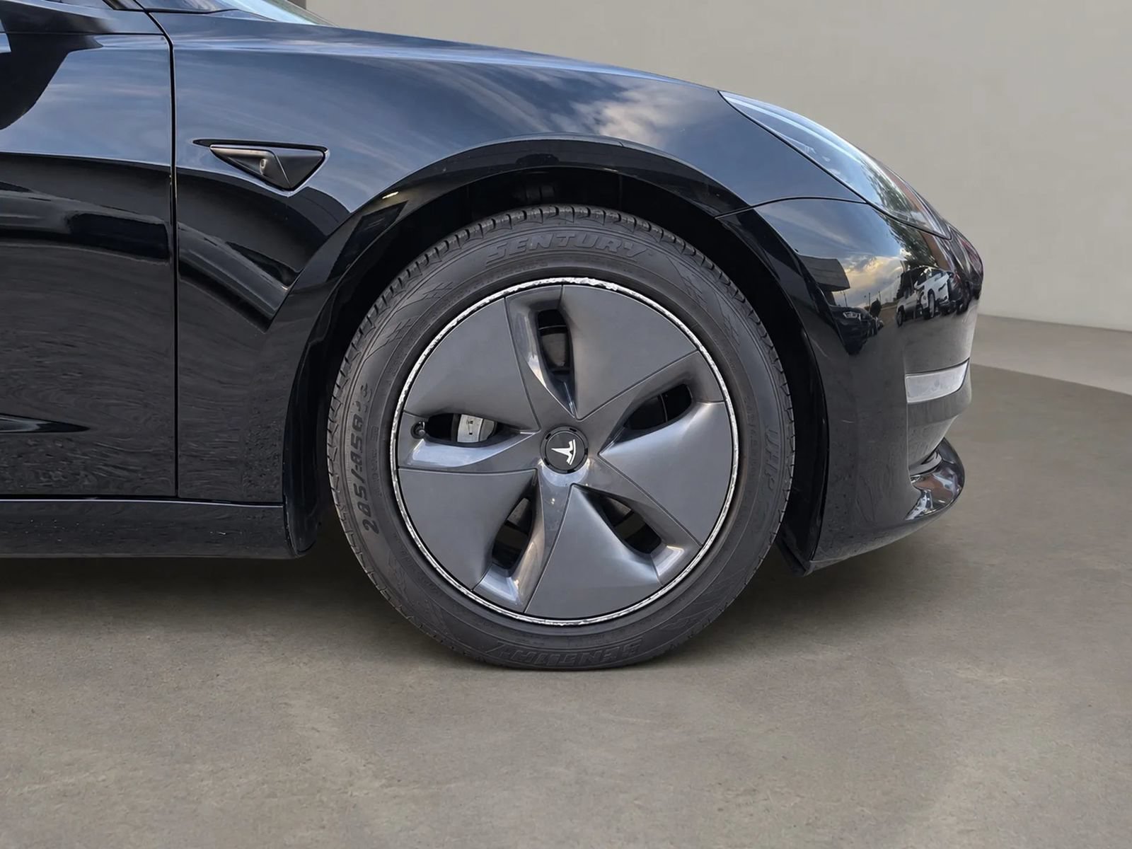 Used 2023 Tesla Model 3 Standard Range RWD image 12