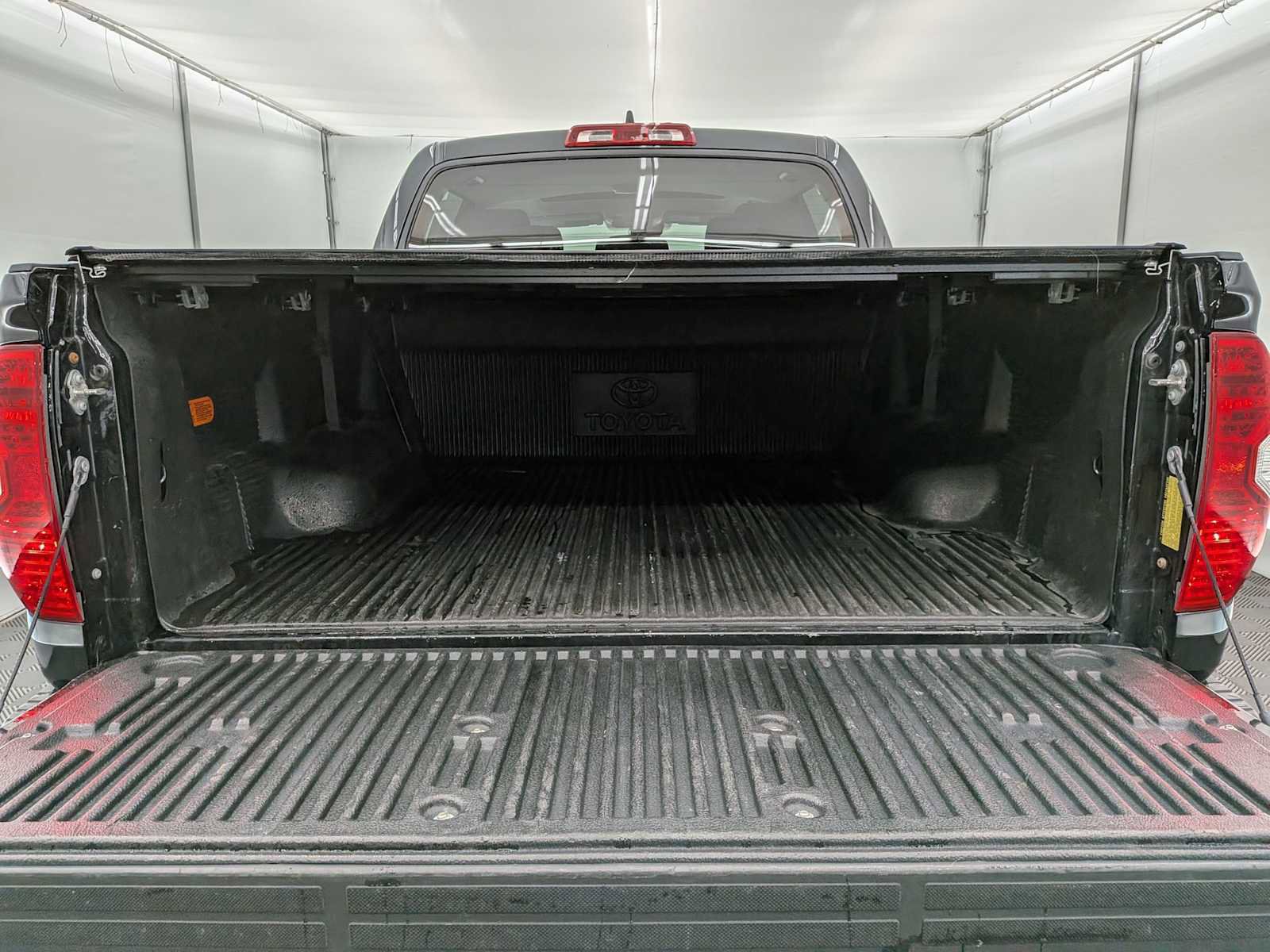 Used 2021 Toyota Tundra SR5 AWD/4WD image 31