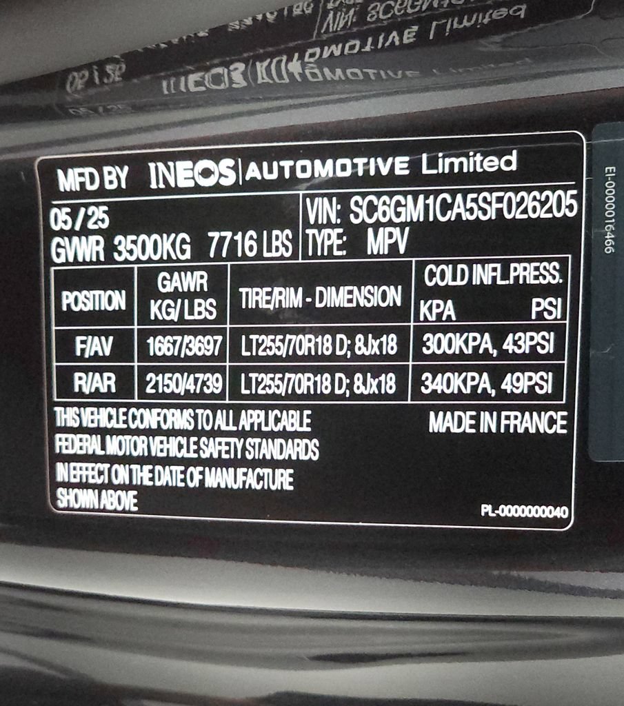 Used 2025 INEOS Grenadier Station Wagon AWD/4WD image 33