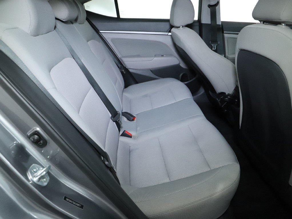 Used 2018 Hyundai Elantra SEL FWD image 33