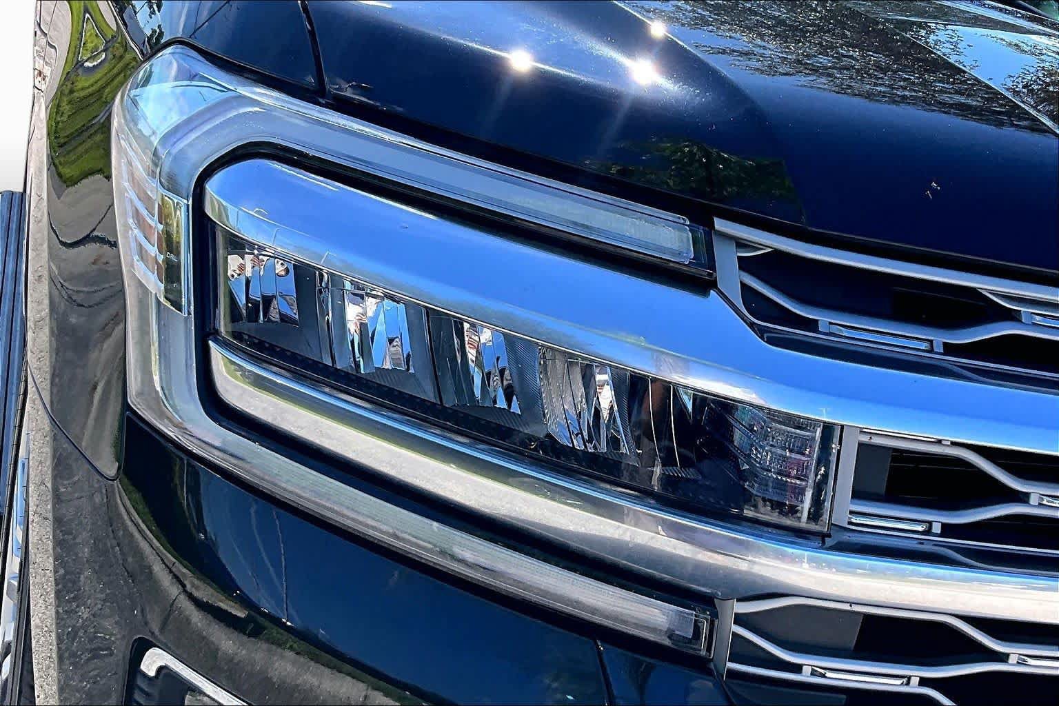 Used 2024 Ford Expedition Platinum RWD image 28