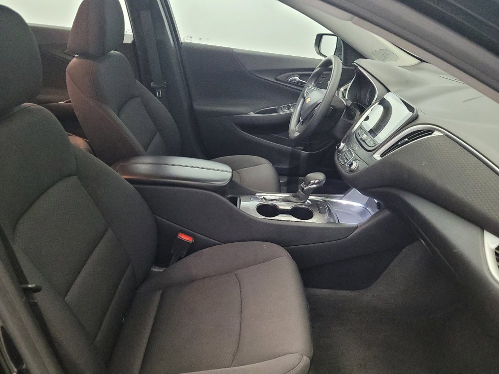 Used 2023 Chevrolet Malibu LT image 21
