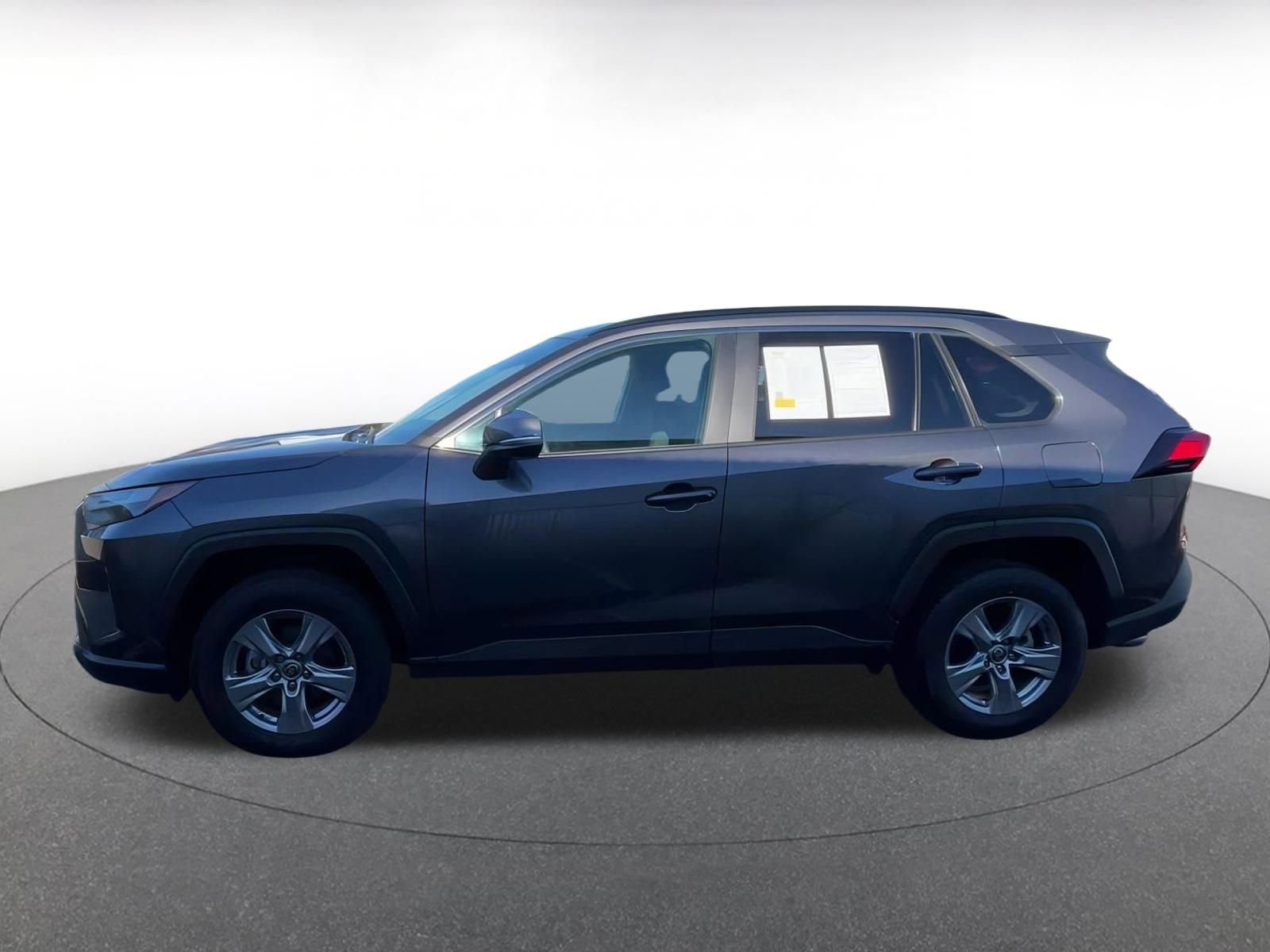 Used 2025 Toyota RAV4 XLE image 8