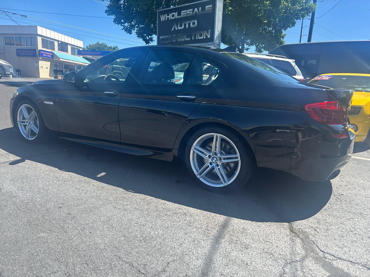 Used 2014 BMW 550i xDrive Sedan AWD/4WD image 3