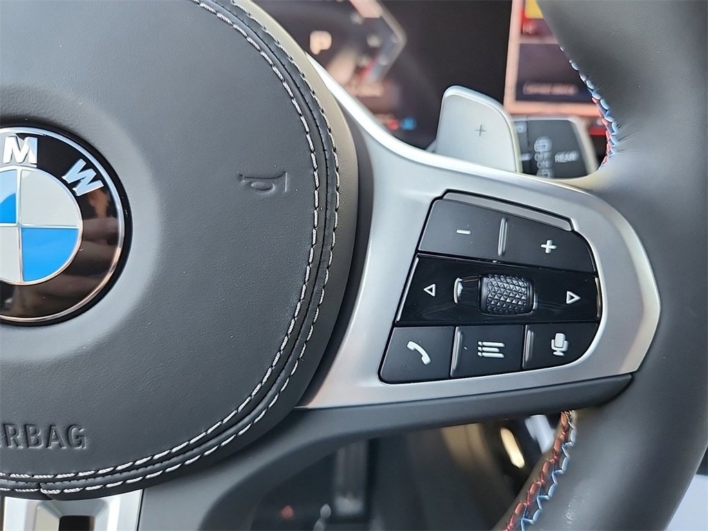 New 2025 BMW X7 M60i image 32